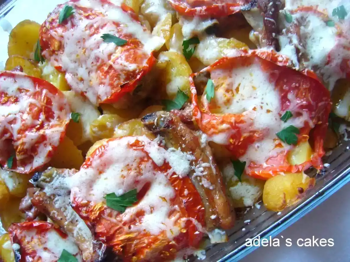 Costita cu bacon, rosii si cascaval