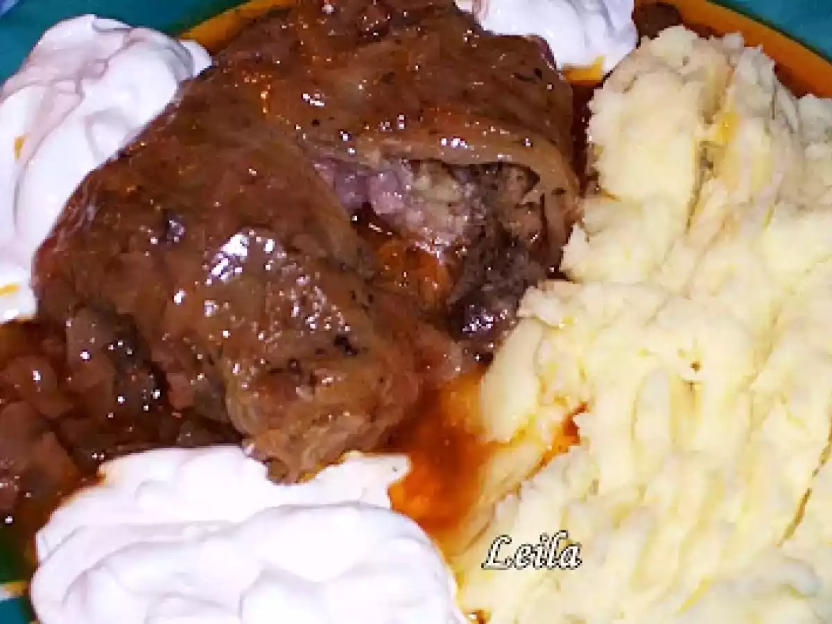 Costite de porc invelite in frunze de varza murata - Csurdongolos