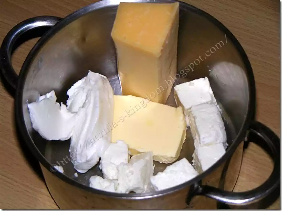 Cosulete cu branza si cascaval - poza 4