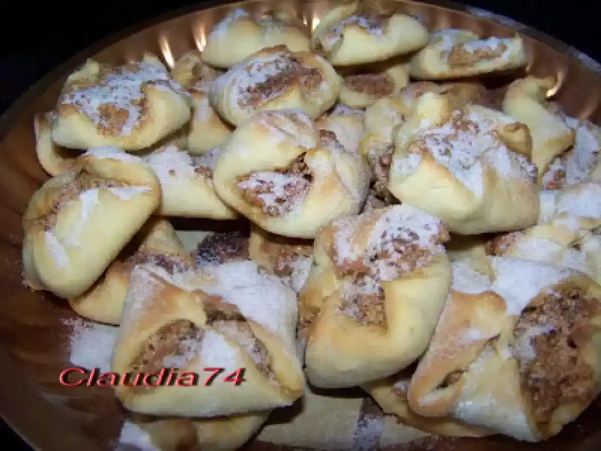 Cosulete cu spuma de nuca caramelizata - poza 2