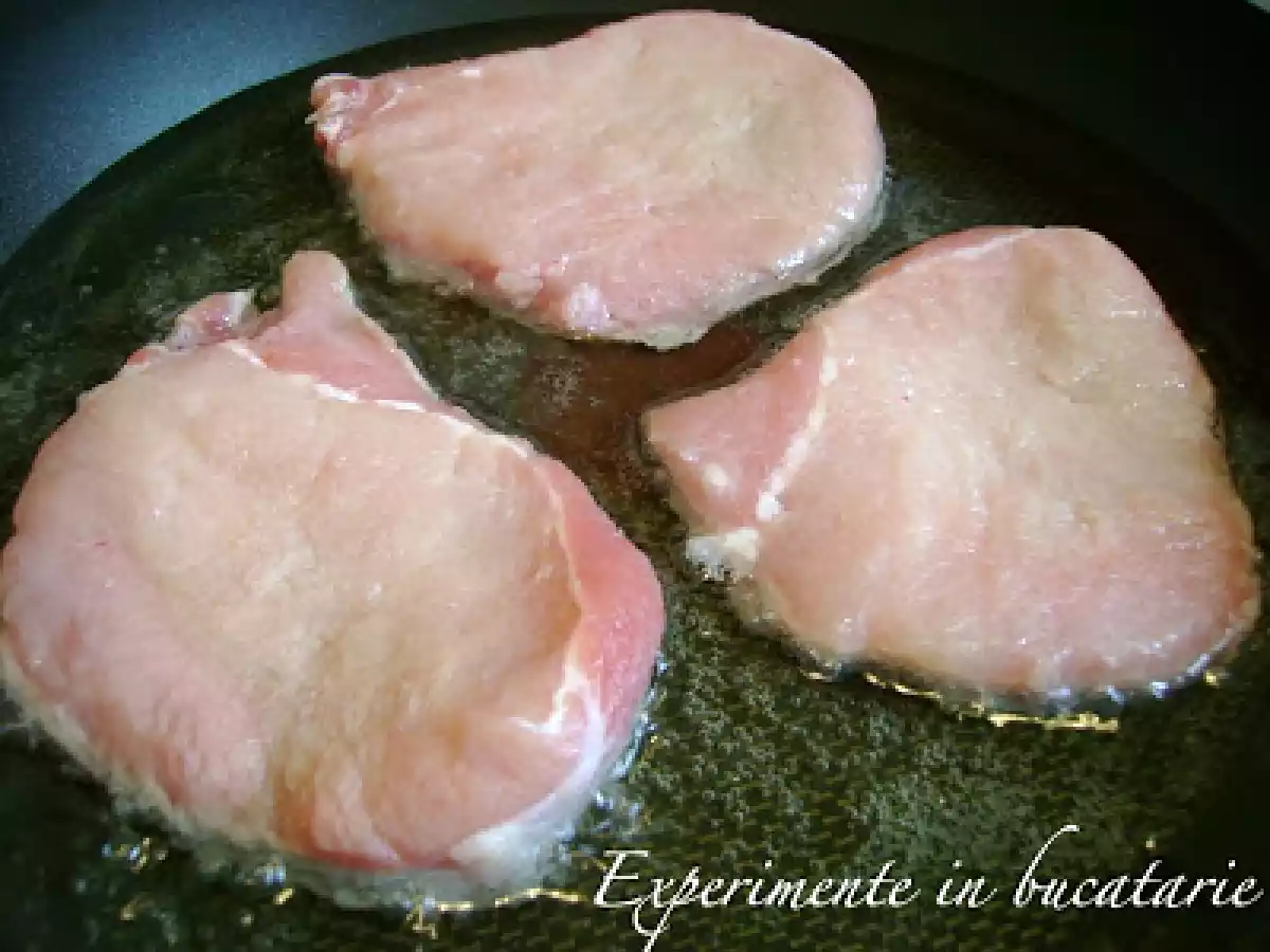 Cotlet de porc cu smantana - poza 2