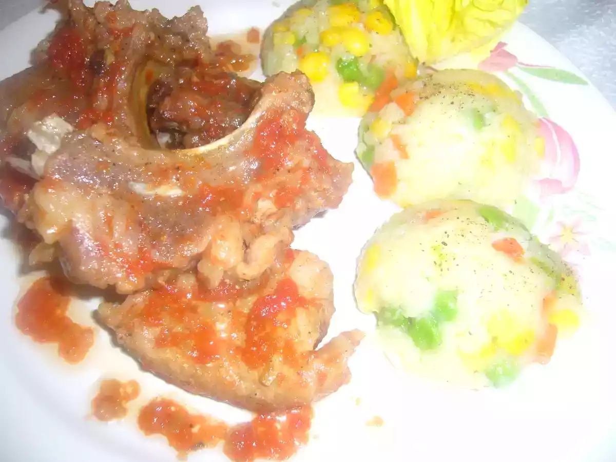 Cotlet de porc cu usturoi si bulion - poza 3