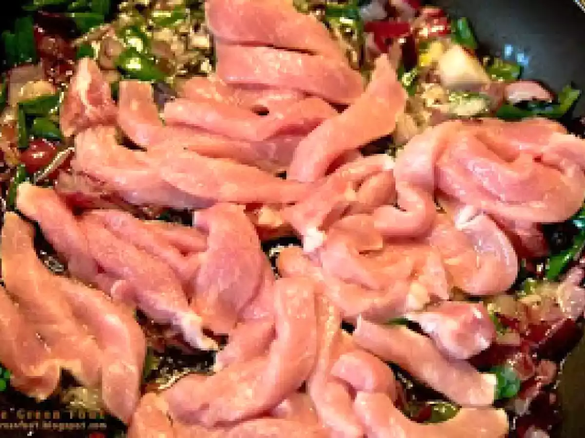 Cotlet de porc in sos de rosii si vin - poza 5