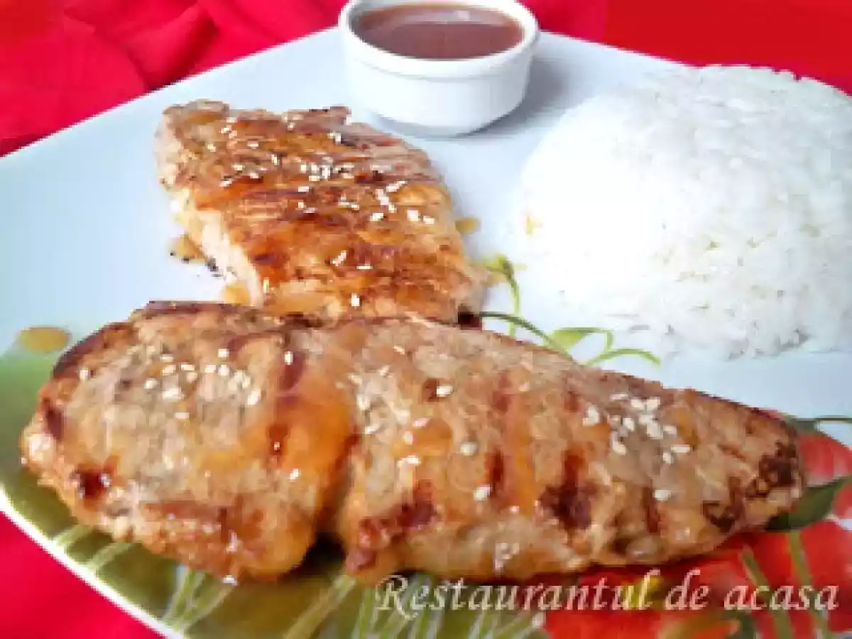 Cotlet de porc la gratar (marinat in sos de soia)