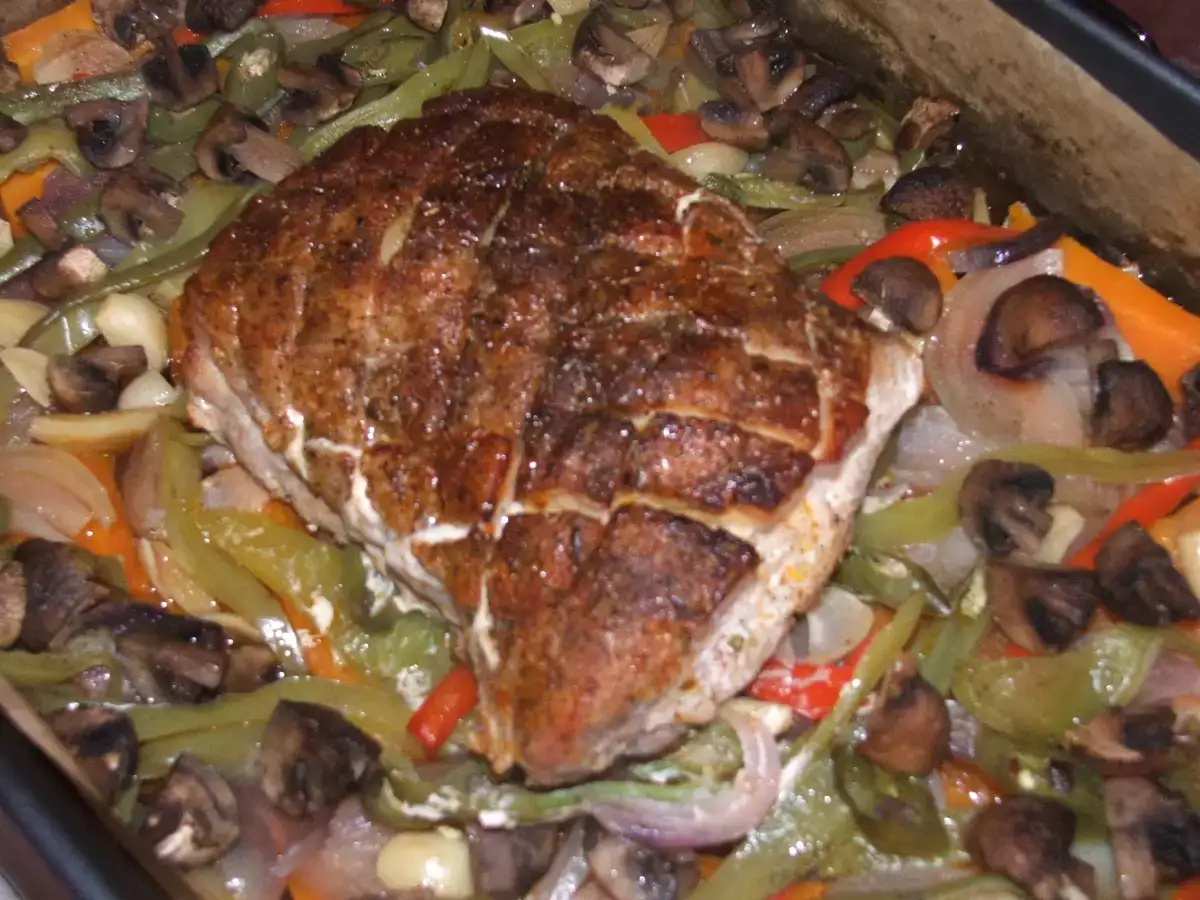 cotlet de porc la tava pe pat de legume - poza 6