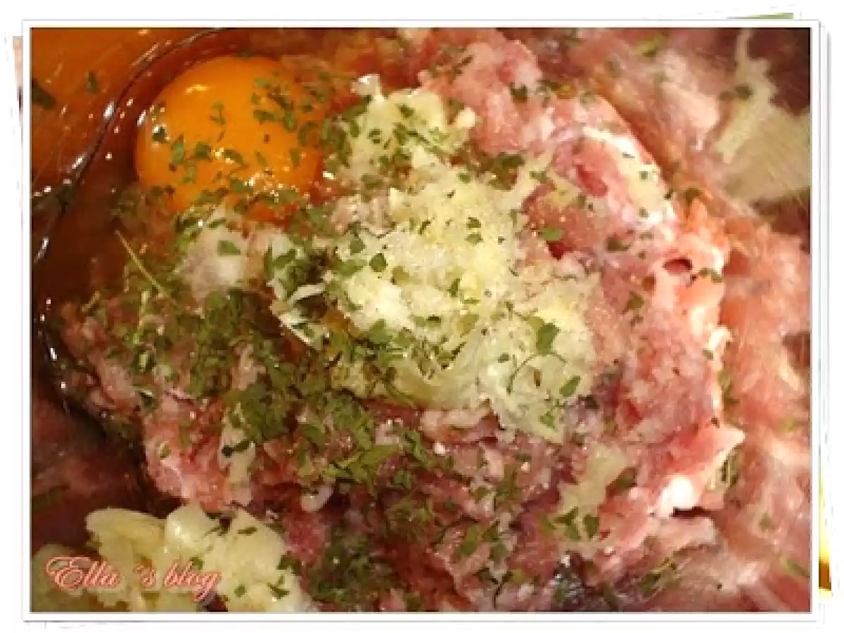 Cotlet de porc umplut cu sos de ciuperci - poza 2