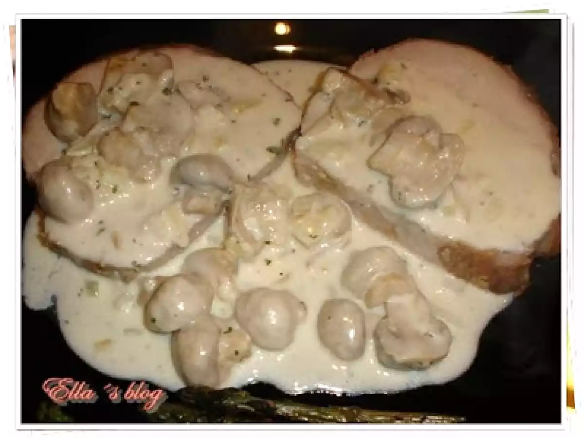 Cotlet de porc umplut cu sos de ciuperci - poza 16