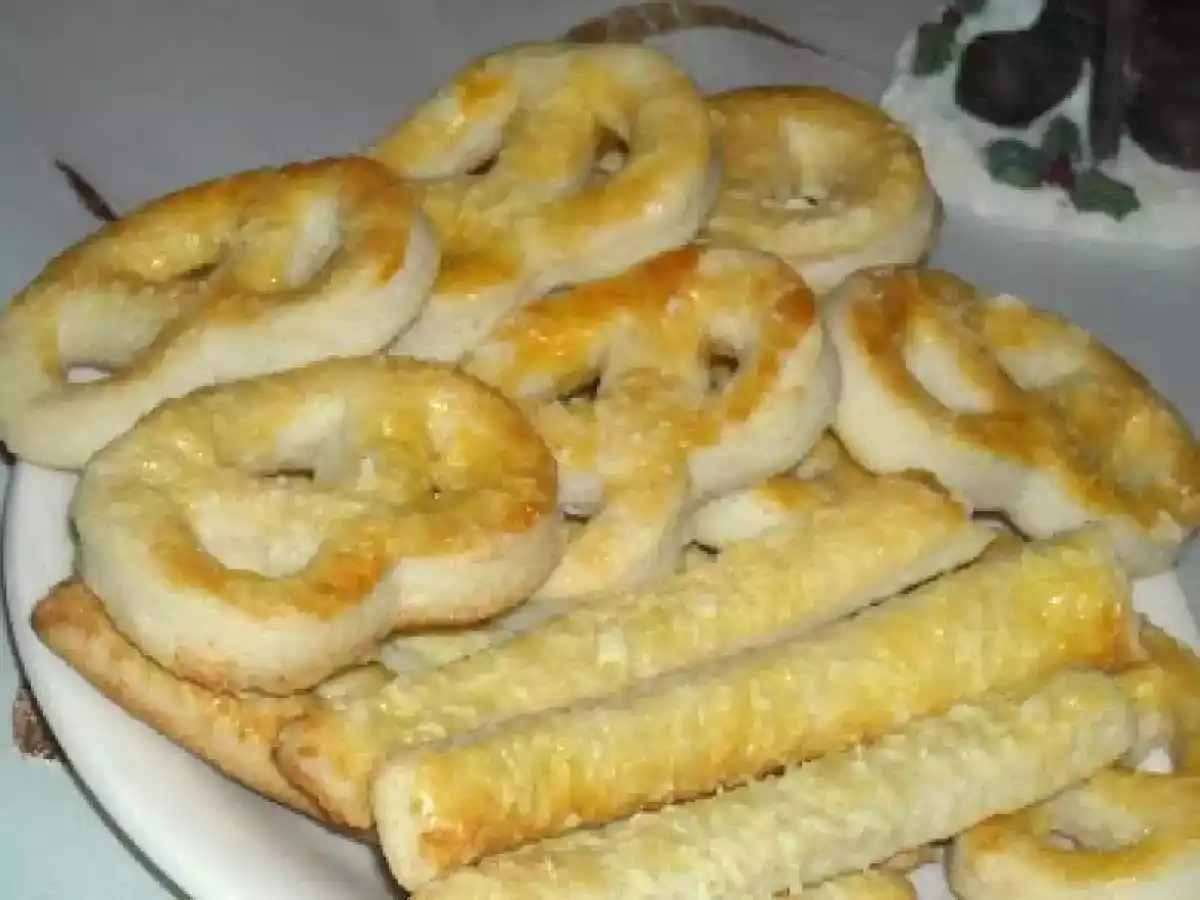 Covrigei si saratele