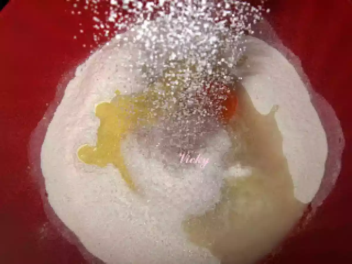 Covrigi dulci si pufosi - poza 6