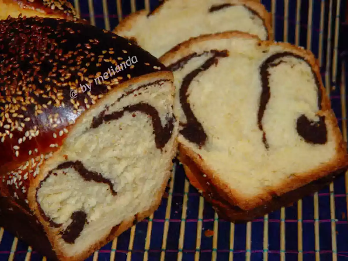 Cozonac cu nuca si cacao - poza 4