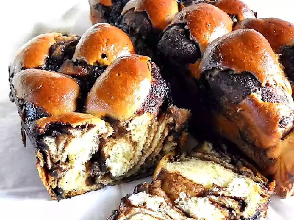 Cozonac Pufos Umplut - Foszlos Fonott Kalacs