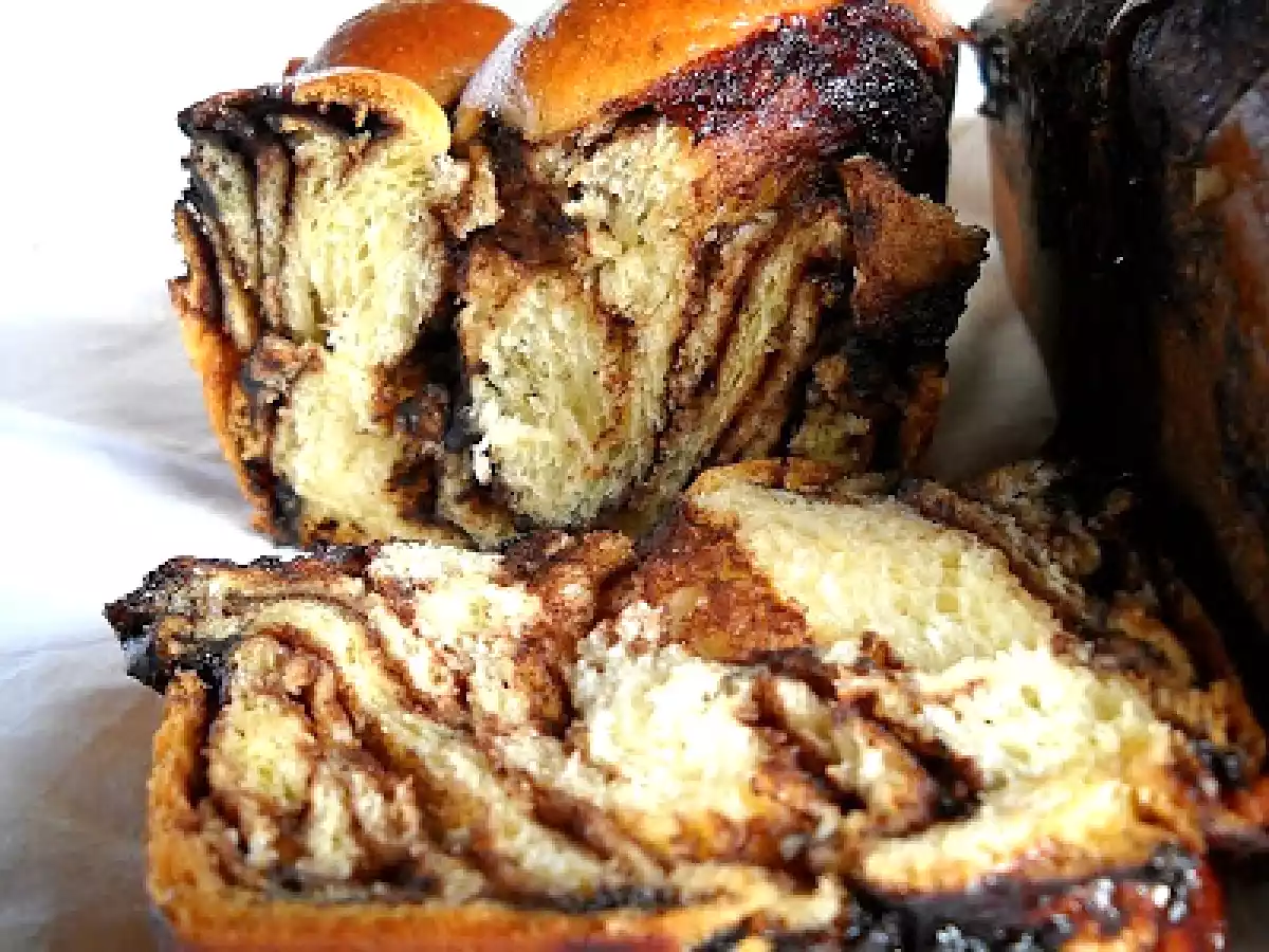 Cozonac Pufos Umplut - Foszlos Fonott Kalacs - poza 2