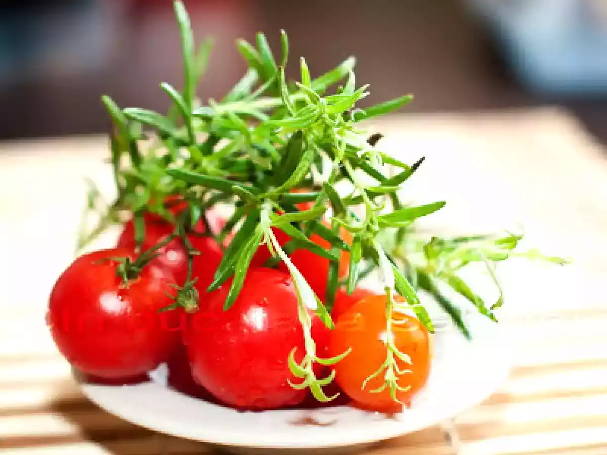 CRAP LA CUPTOR CU MIRODENII - poza 3