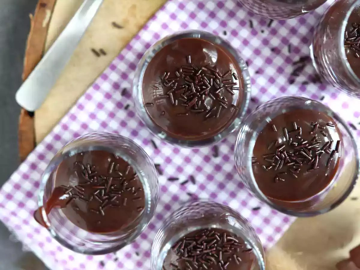 Crema Brigadeiro, un deliciu de mâncat cu lingura! - poza 5