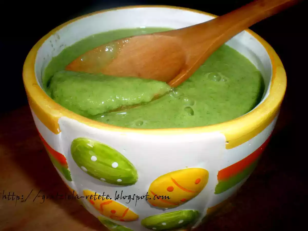 crema de usturoi verde