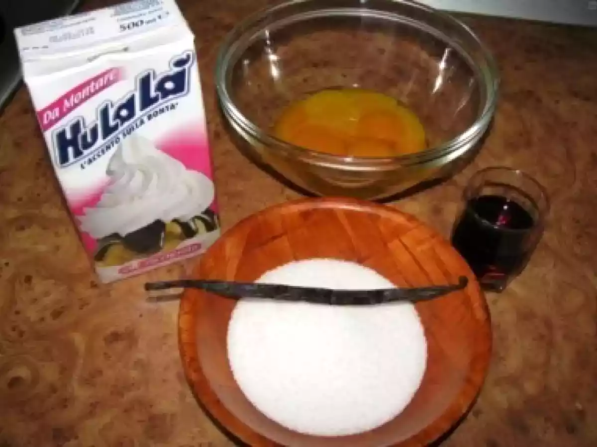 Crema de vanilie cu ciocolata si banane caramelizate - poza 3