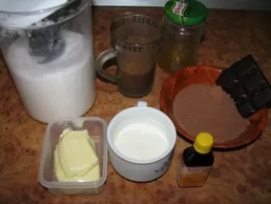 Crema de vanilie cu ciocolata si banane caramelizate - poza 7