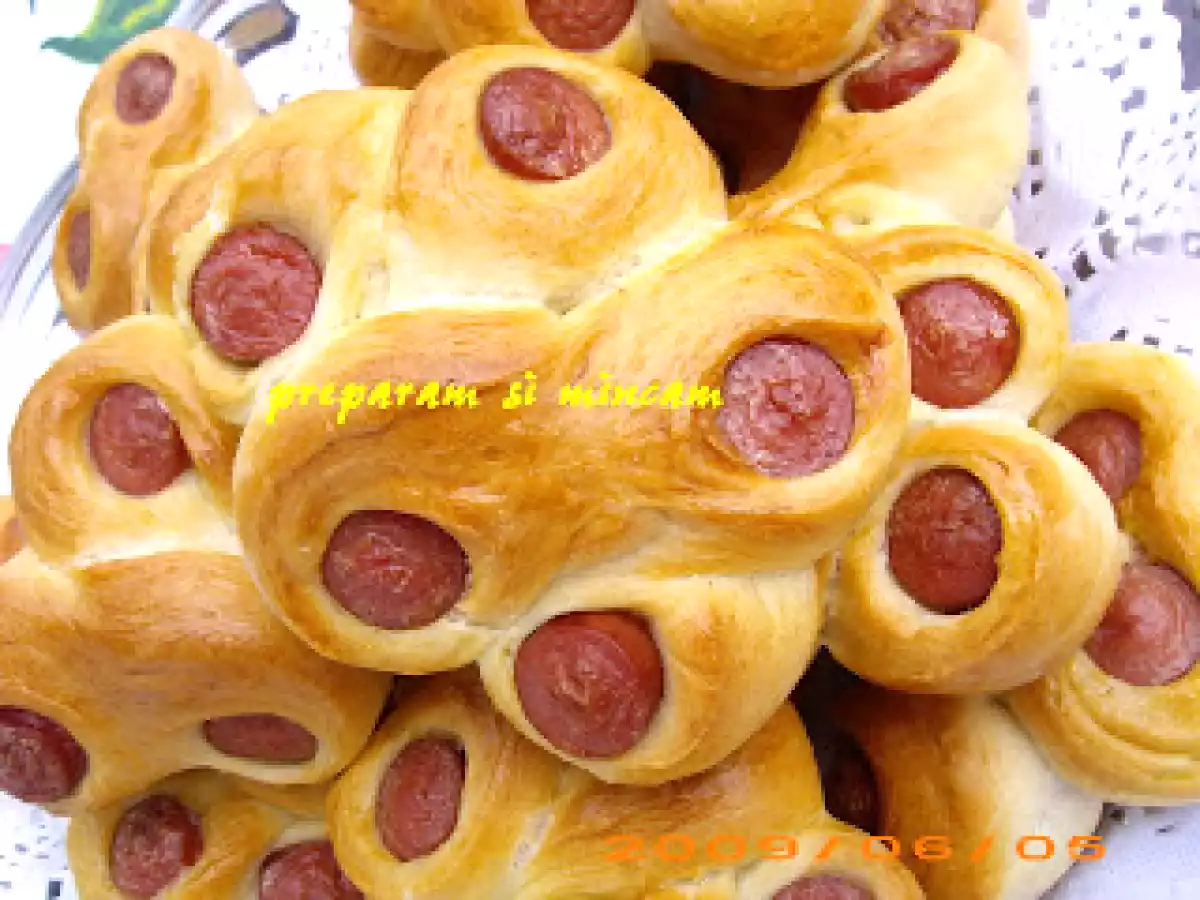 Crenvursti in aluat sau cosite a la Mudj_hista