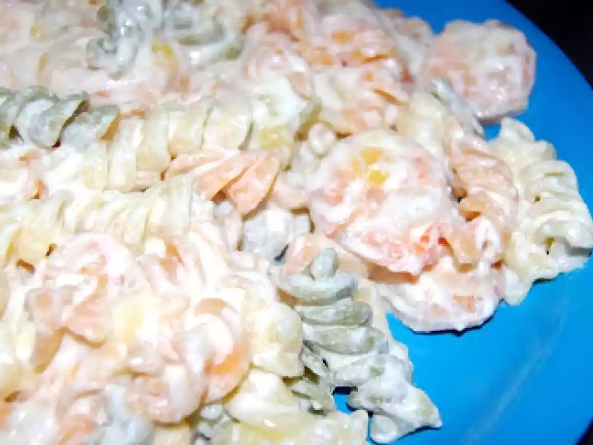 Creveti cu sos de smantana, unt si ceapa - poza 3