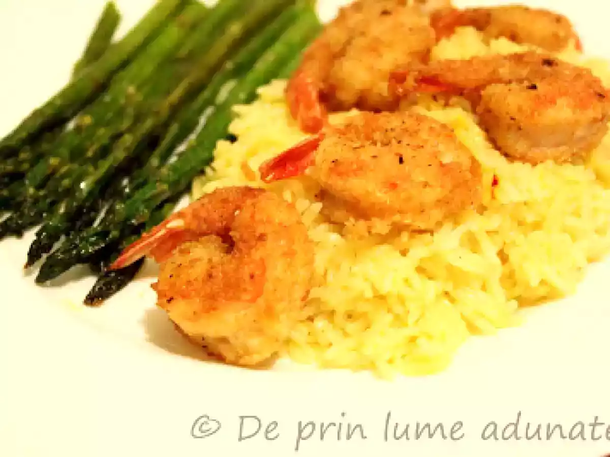 Creveti in crusta de cocos cu orez si sparanghel