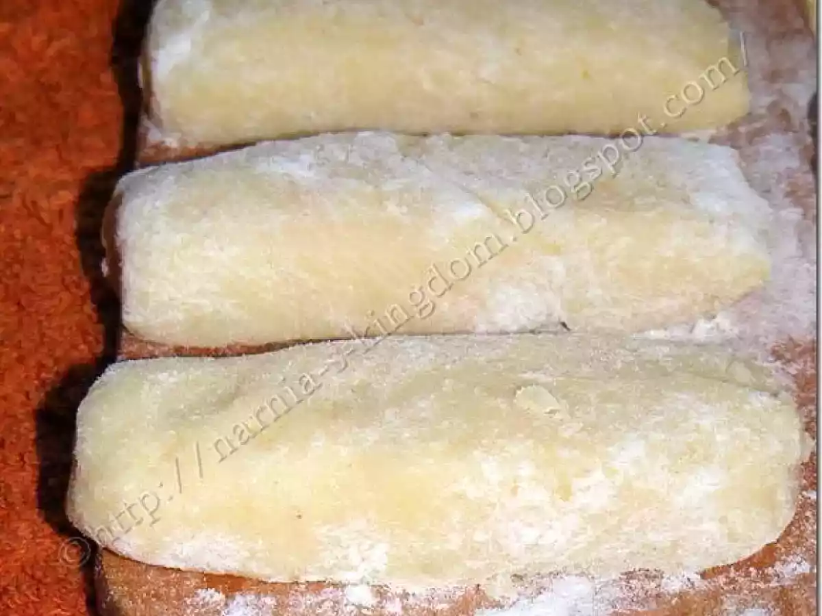 Crochete si bulete din cartofi si cascaval - poza 6