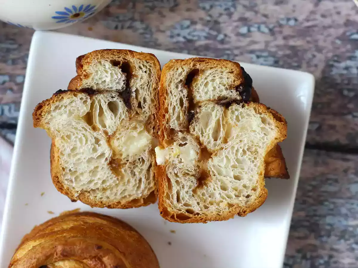 Cruffins - combinația dintre un croissant și o brioșă, versiunea dulce - poza 2