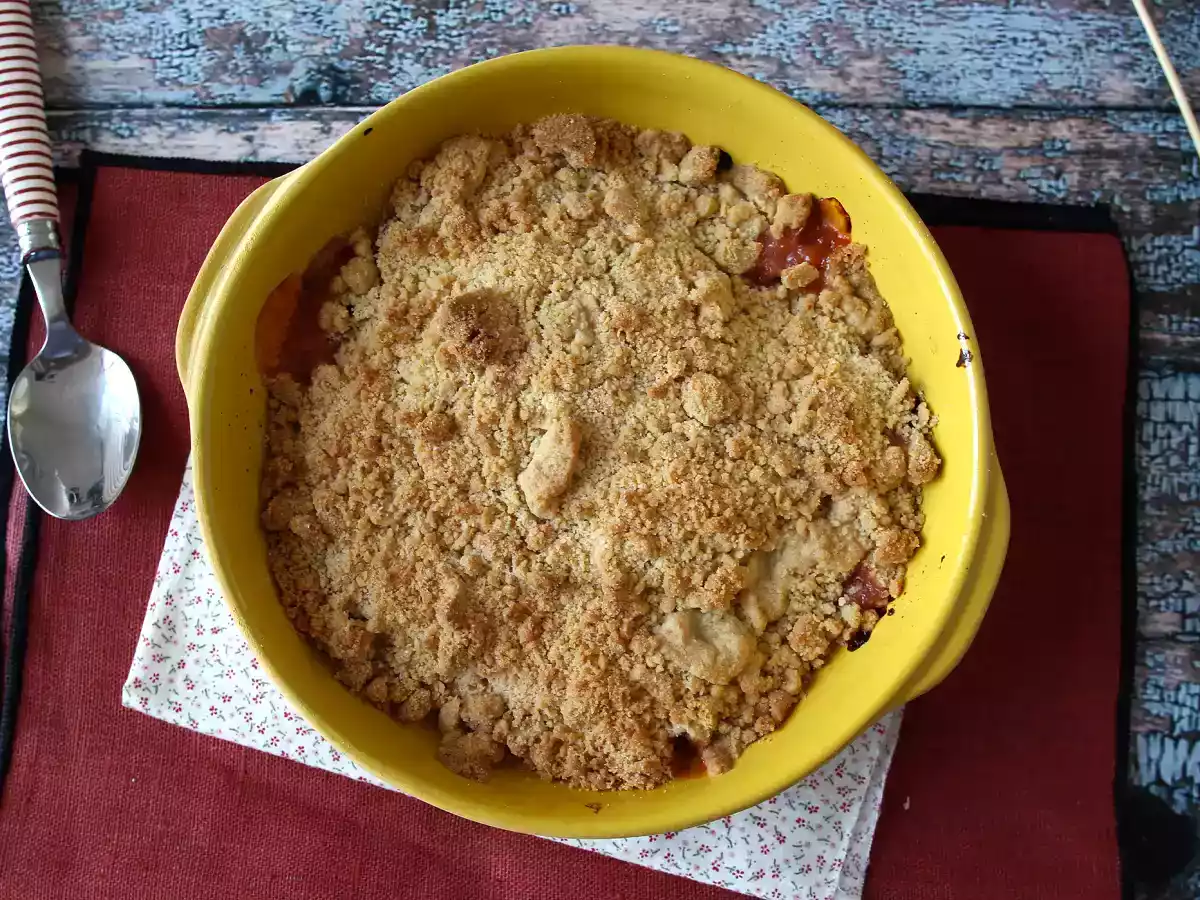 Crumble de caise, desertul super reconfortant - poza 4