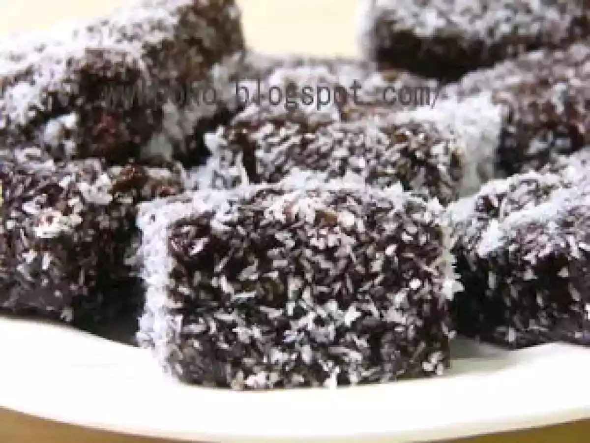 Cuburi cu glazura si cocos