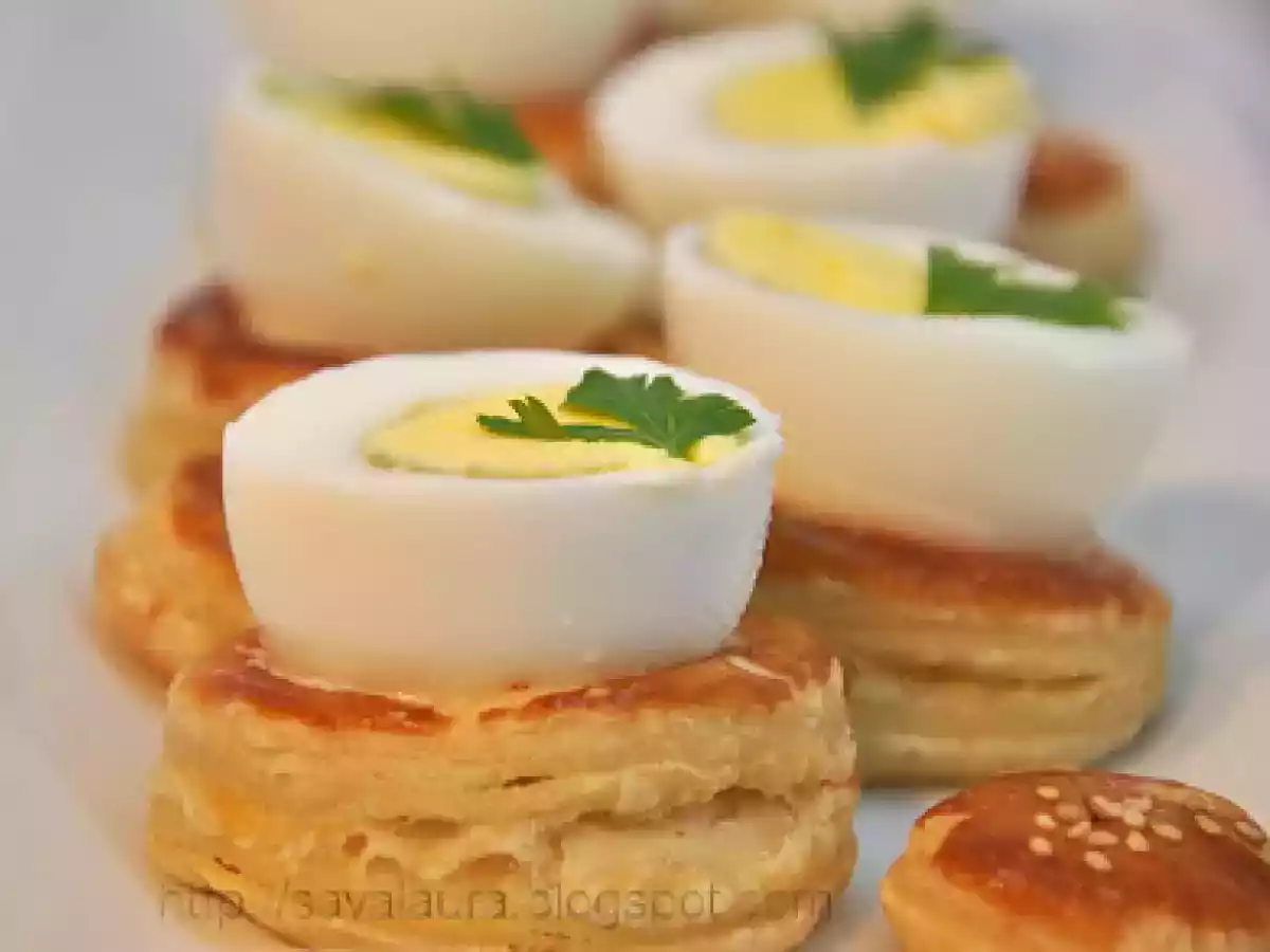 Cuiburi de foitaj cu oua