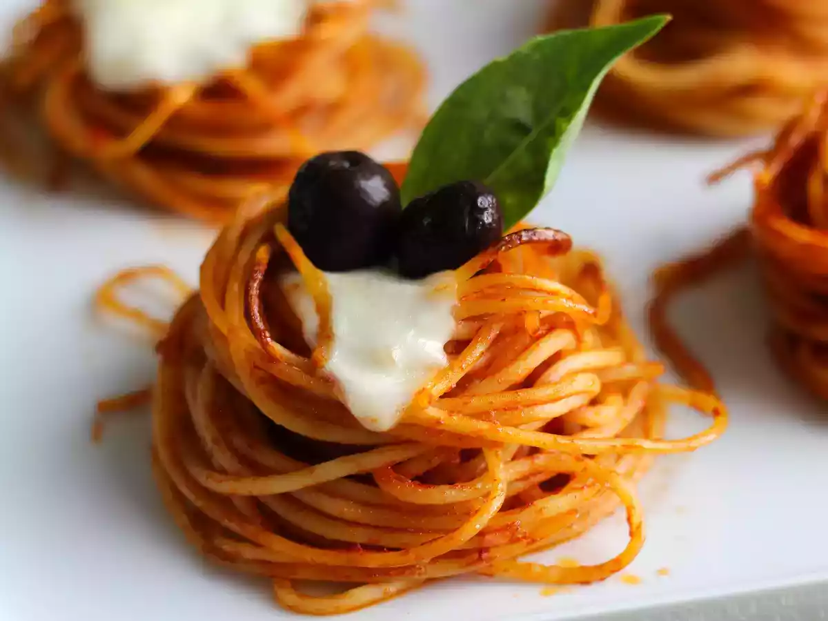 Cuiburi de paste, starterul perfect pentru a folosi spaghetele rămase! - poza 2