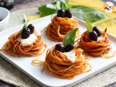 Cuiburi de paste, starterul perfect pentru a folosi spaghetele rămase!