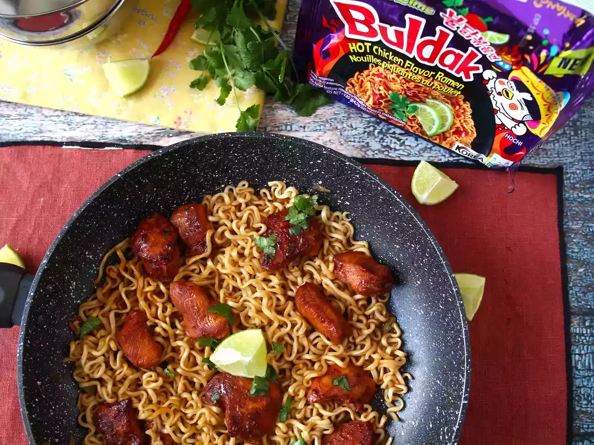 Cum să gătești tăițeii Buldak Habanero Lime, rețetă cu pui marinat! - poza 6