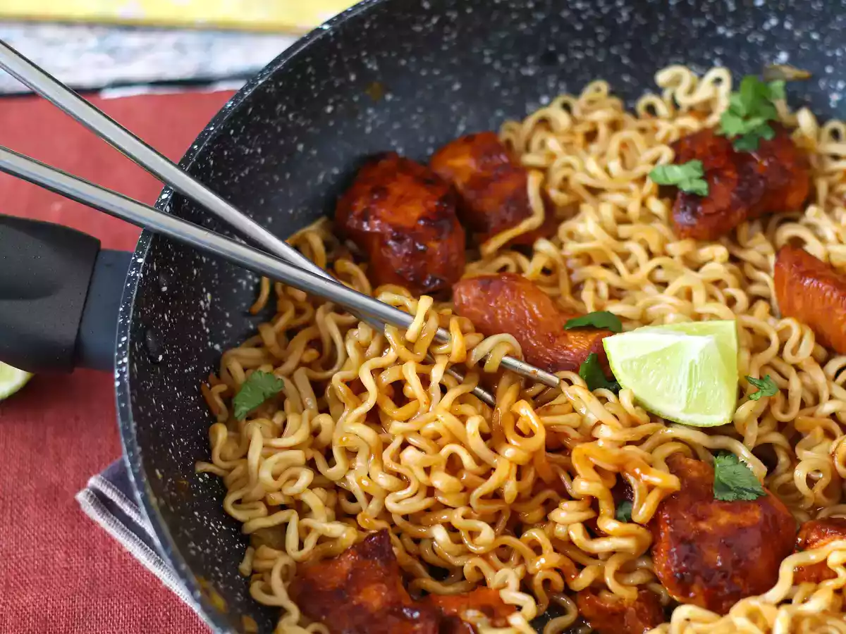 Cum să gătești tăițeii Buldak Habanero Lime, rețetă cu pui marinat! - poza 8