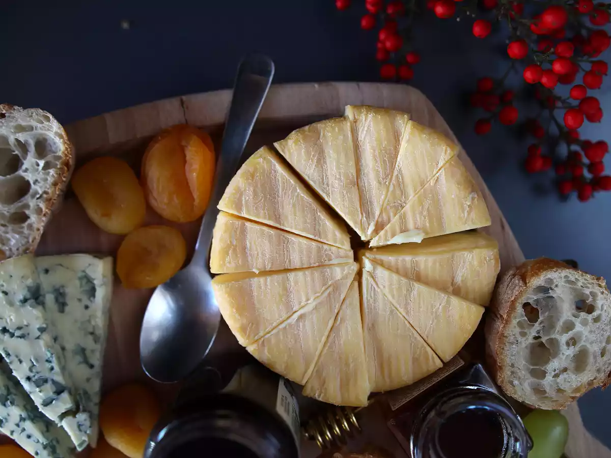 Cum se face un platou de brânzeturi? - poza 4