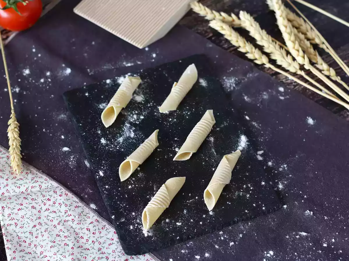 Cum se prepară garganelli, pastele italiene rulate? - poza 2