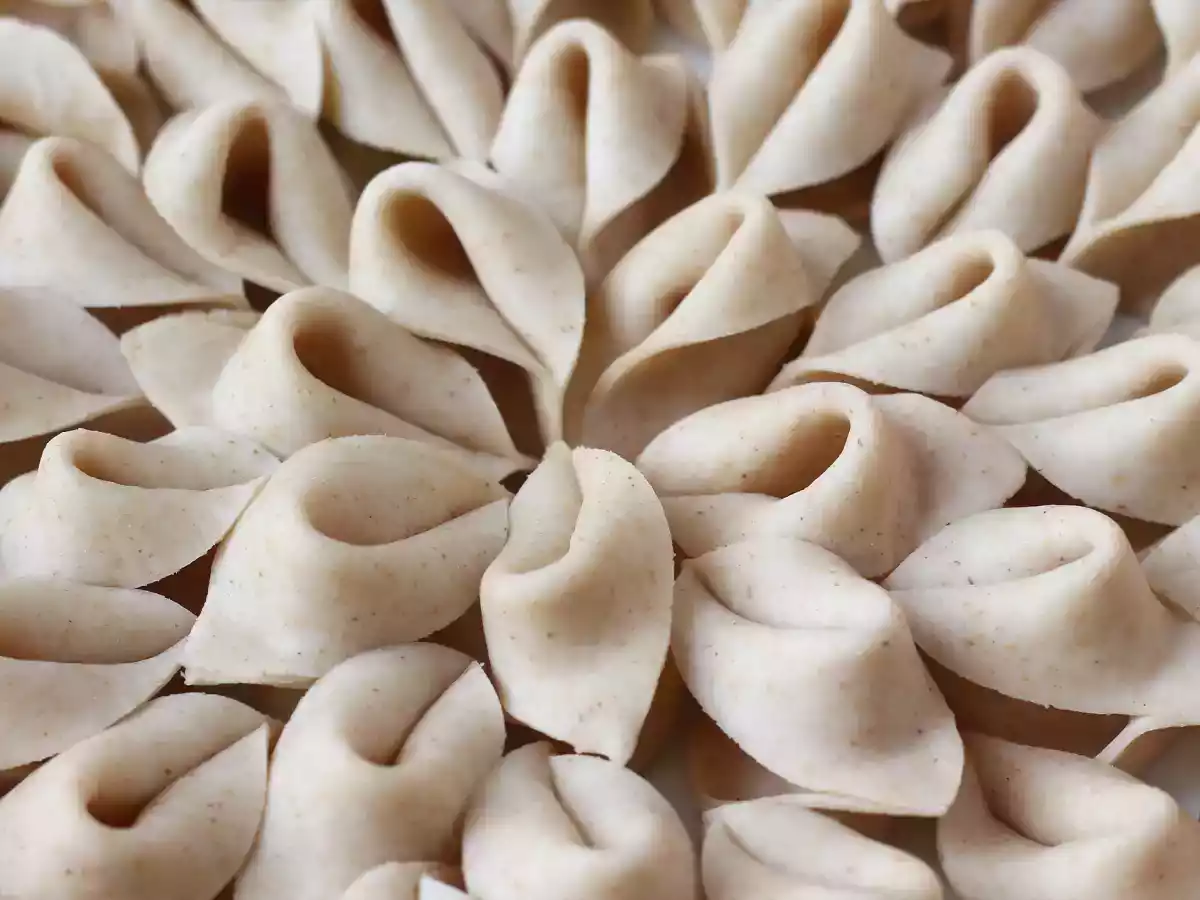 Cum se prepară paste de casă: sorpresine, mici suprize - poza 3