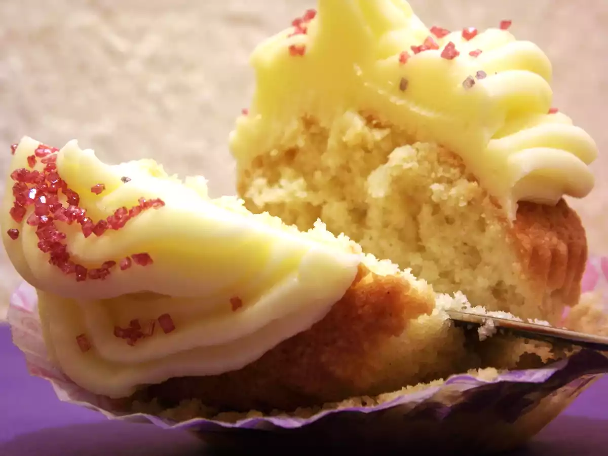 Cupcakes cu vanilie - poza 2