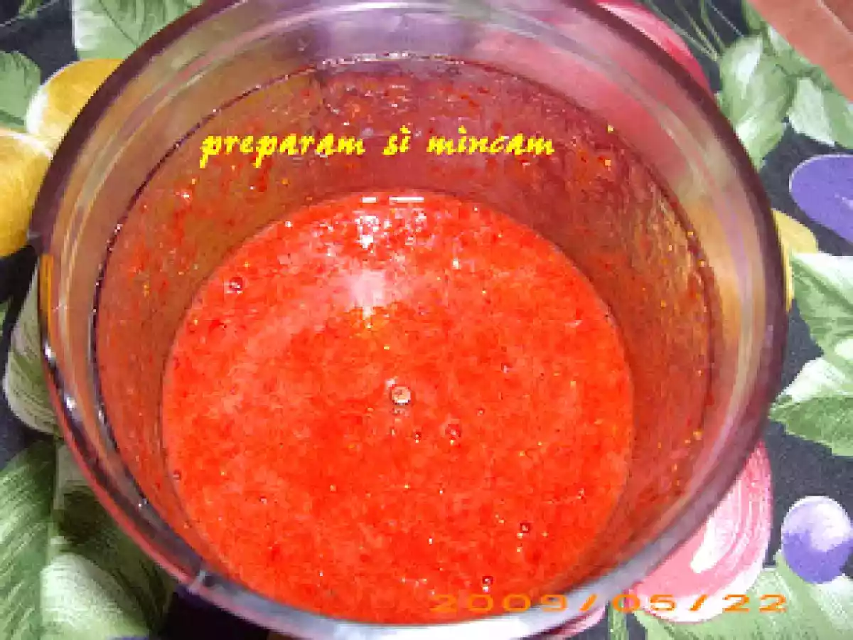 Cupe de capsuni cu mascarpone - poza 8