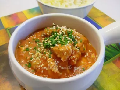 Curry de pui cu rosii in lapte de cocos (Chicken and tomatoes curry in coconut milk)