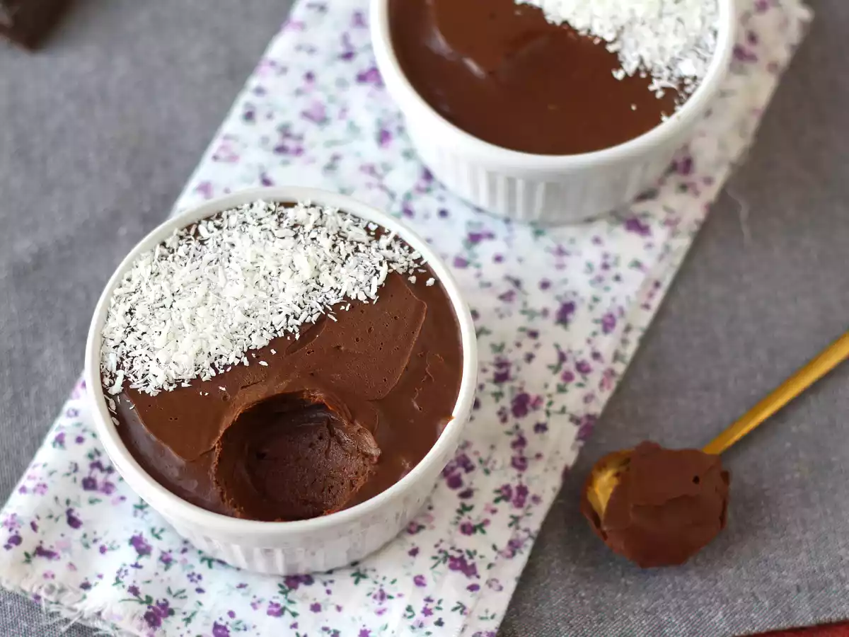 Desert de ciocolată cu doar 2 ingrediente! - poza 6