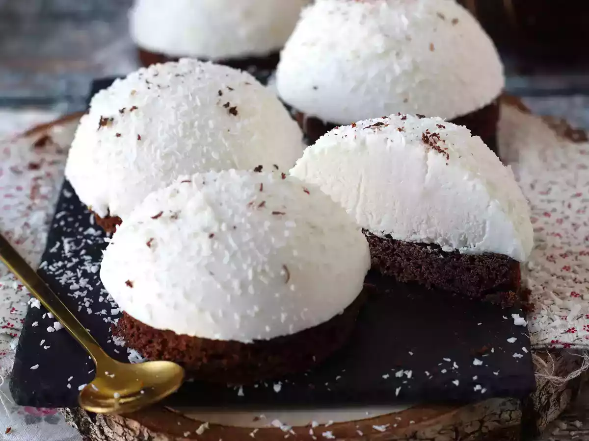 Domuri cu nucă de cocos și ciocolată - poza 4