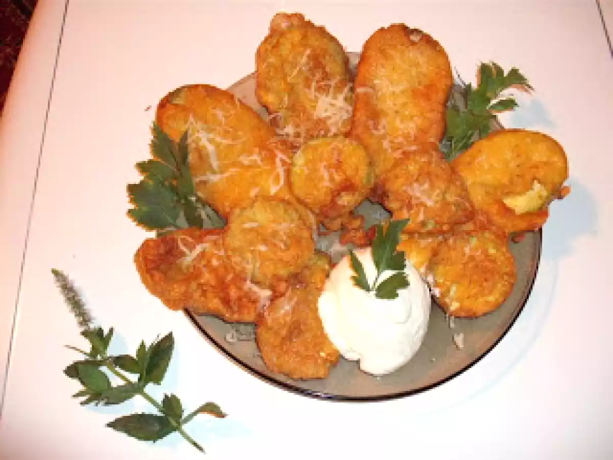 DOVLECEI PANE CU CASCAVAL RAS