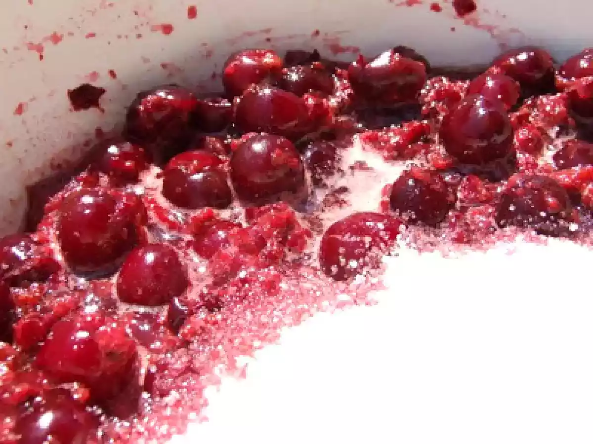 Dulceata de visine cu vanilie - poza 7