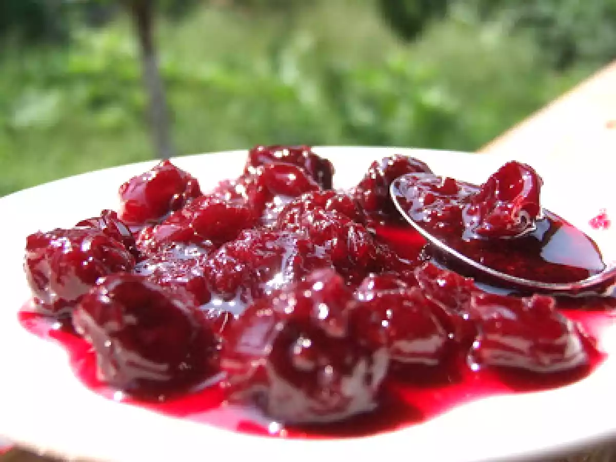 Dulceata de visine cu vanilie - poza 10