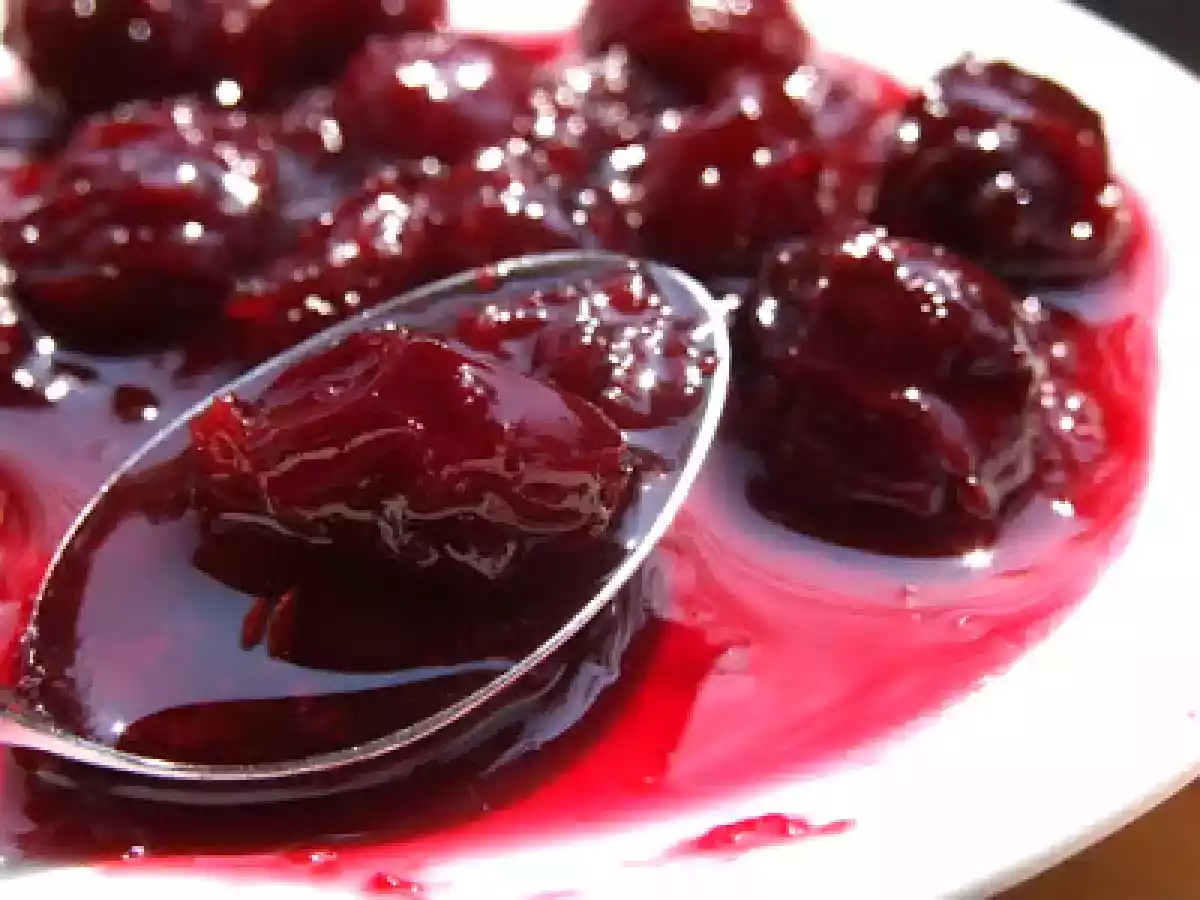 Dulceata de visine cu vanilie - poza 11