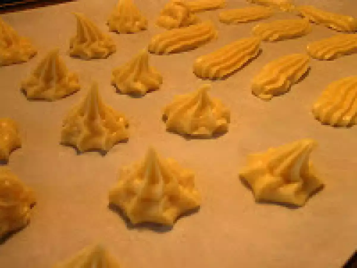 Eclere cu ciocolata si crema de portocale - poza 4