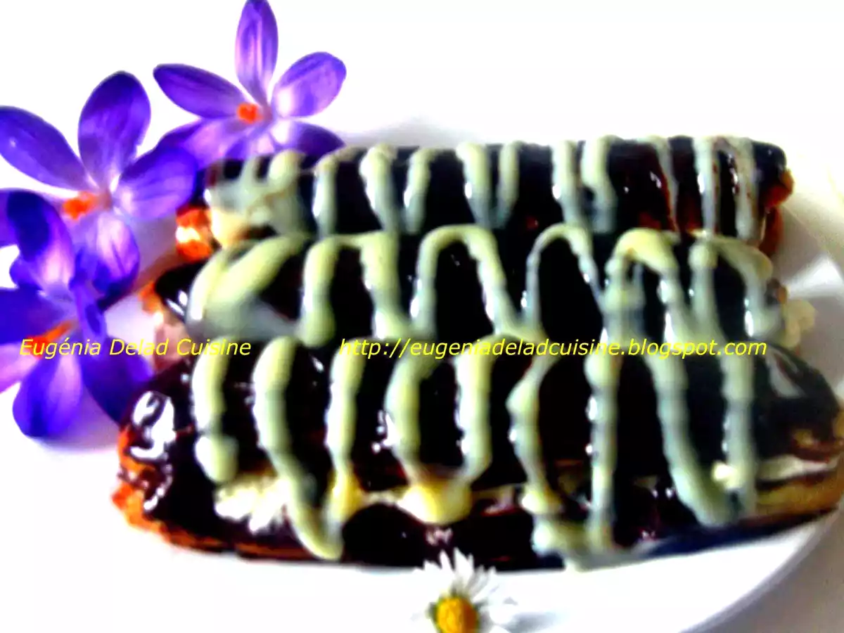 Eclere cu crema ganache si frisca