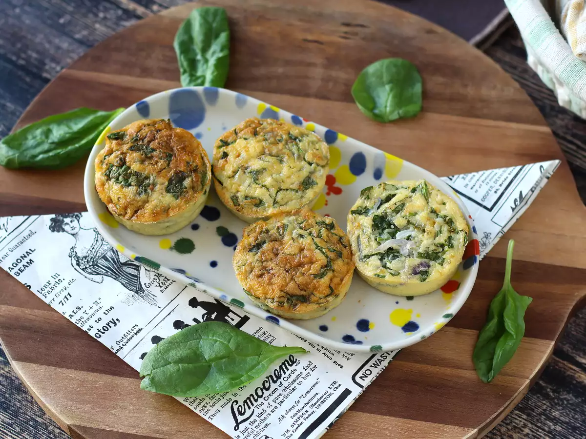 Egg bites cu brânză cottage la Air Fryer: gustări ușoare și bogate în proteine - poza 5