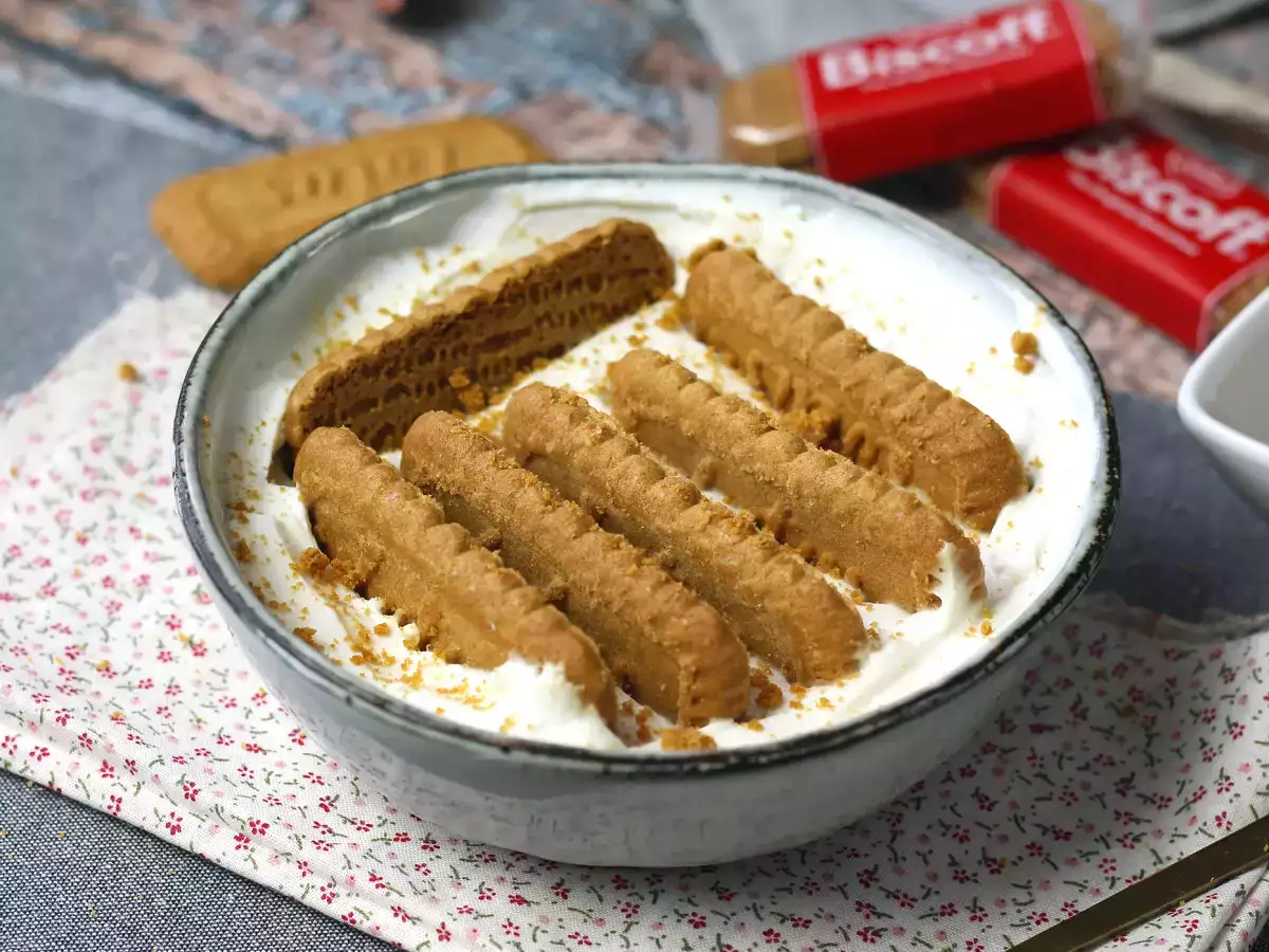 Faimosul cheesecake japonez super-ușor cu doar 2 ingrediente - poza 5