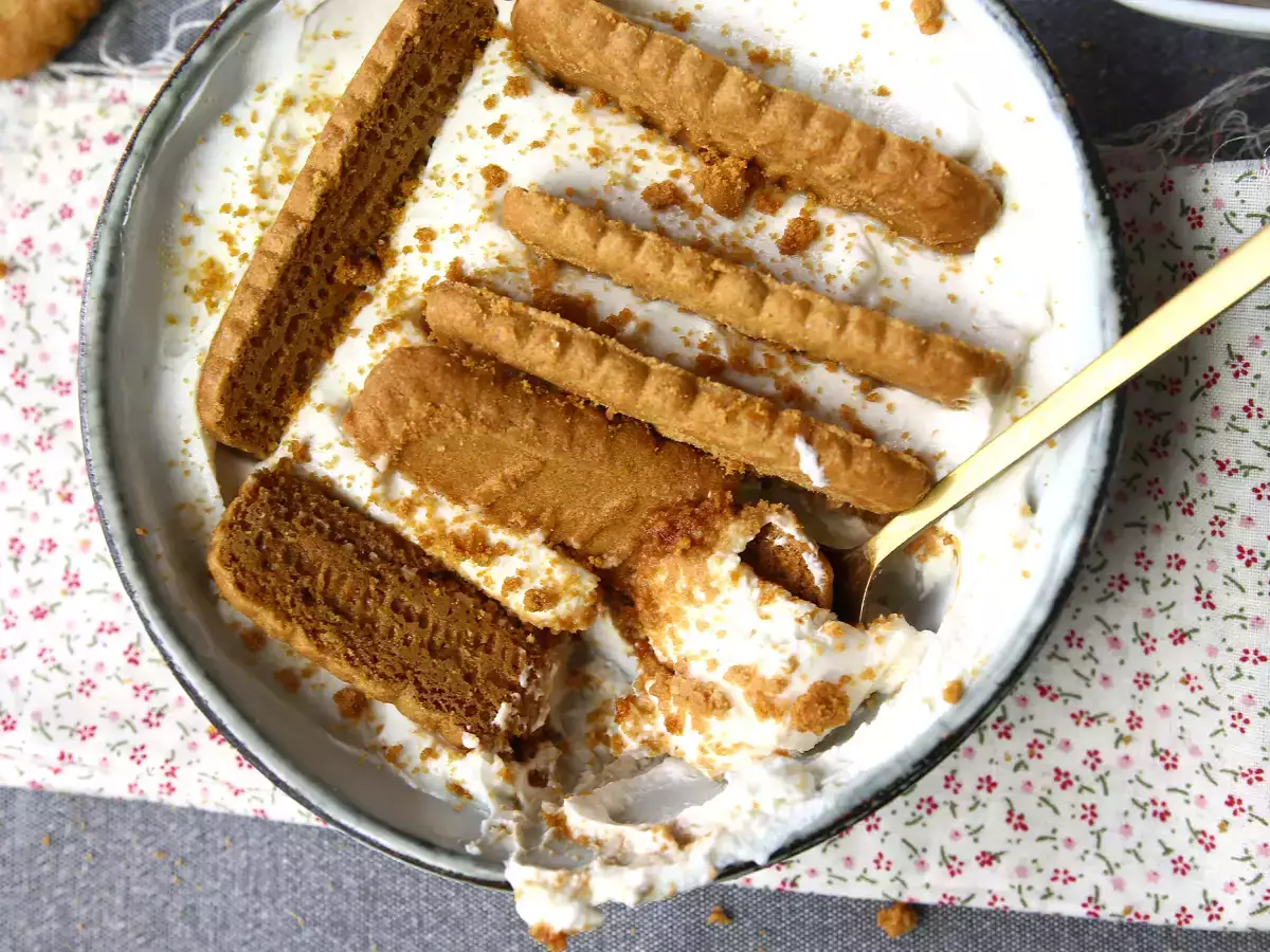 Faimosul cheesecake japonez super-ușor cu doar 2 ingrediente - poza 6